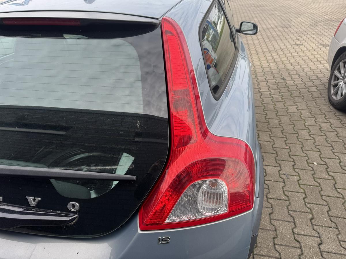 Volvo C30 original R&uuml;cklicht R&uuml;ckleuchte Schlussleuchte rechts Bj.2008